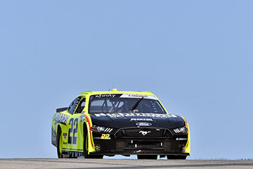 Henry 180 photo gallery